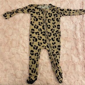 Posh Peanut Sasha Leopard footie